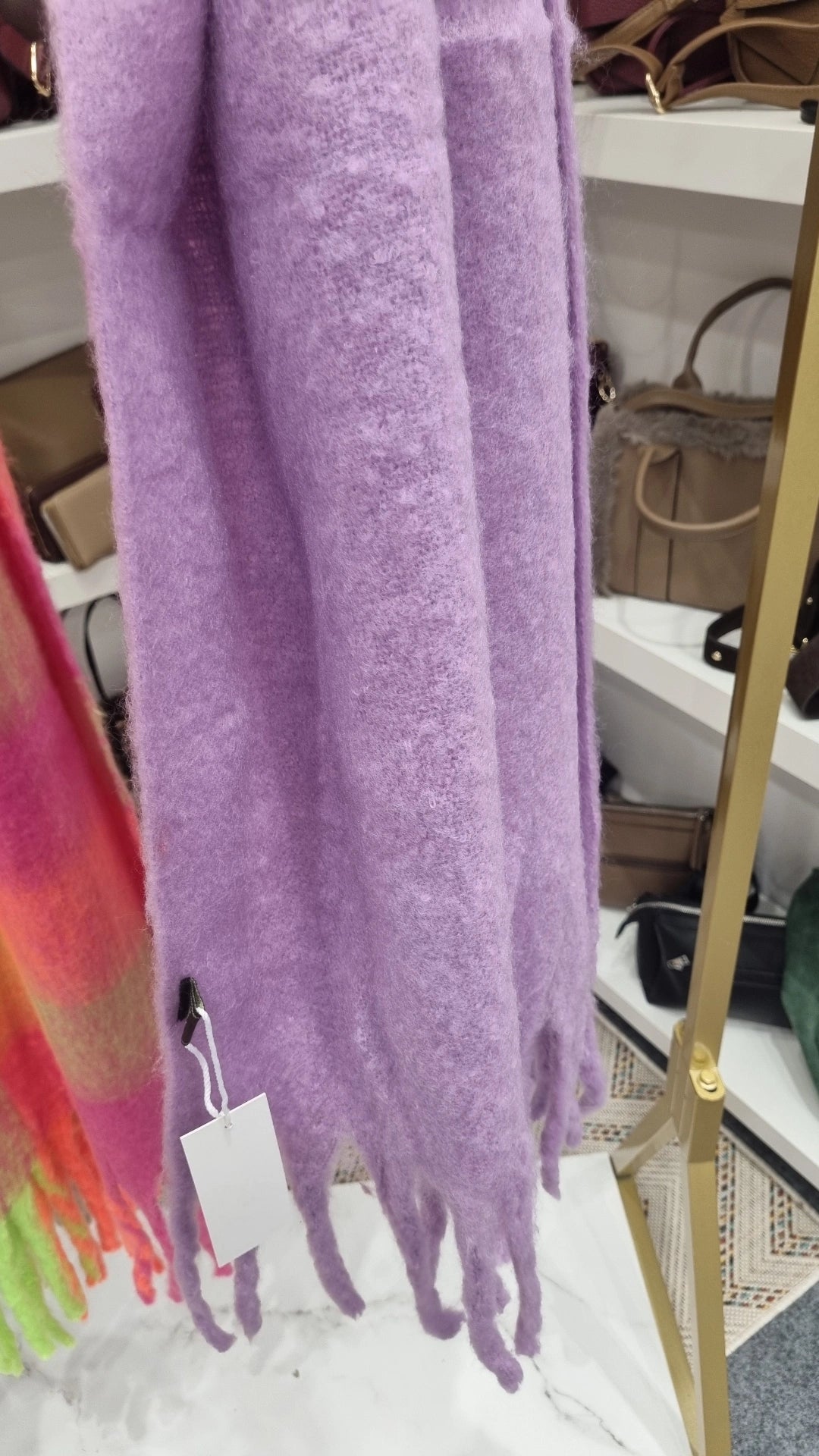 Ladies soft thick scarf in lilac