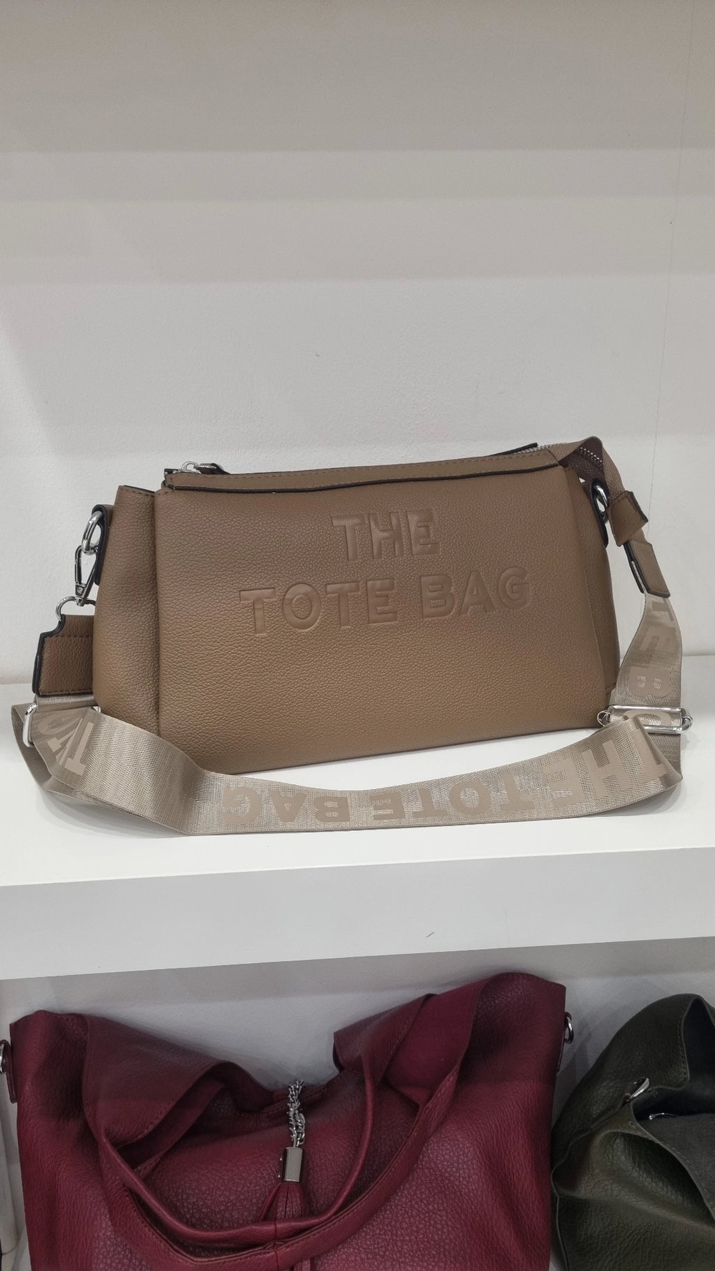 Tote triple compartment crossbody bag