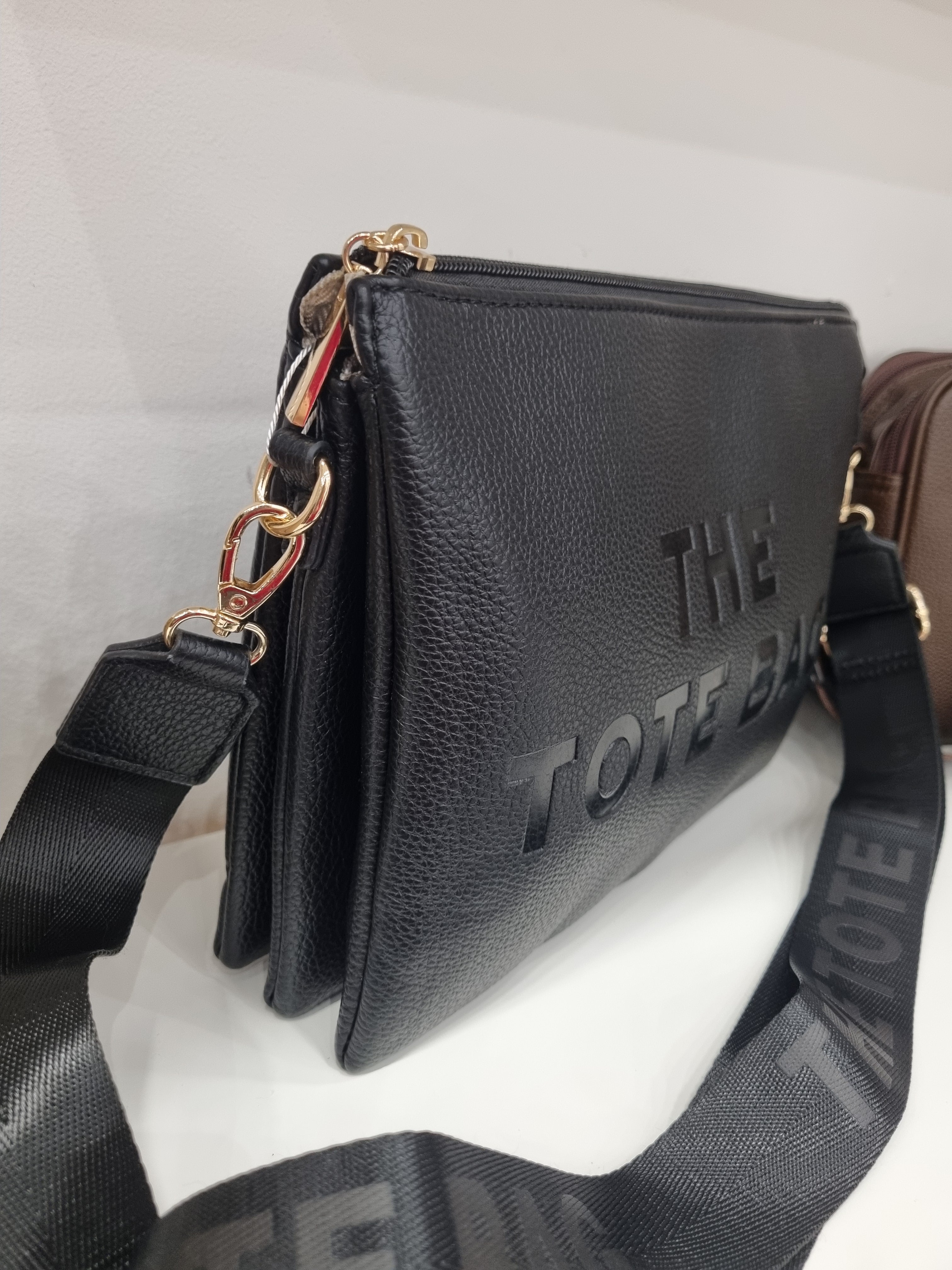 Tote triple compartment crossbody bag