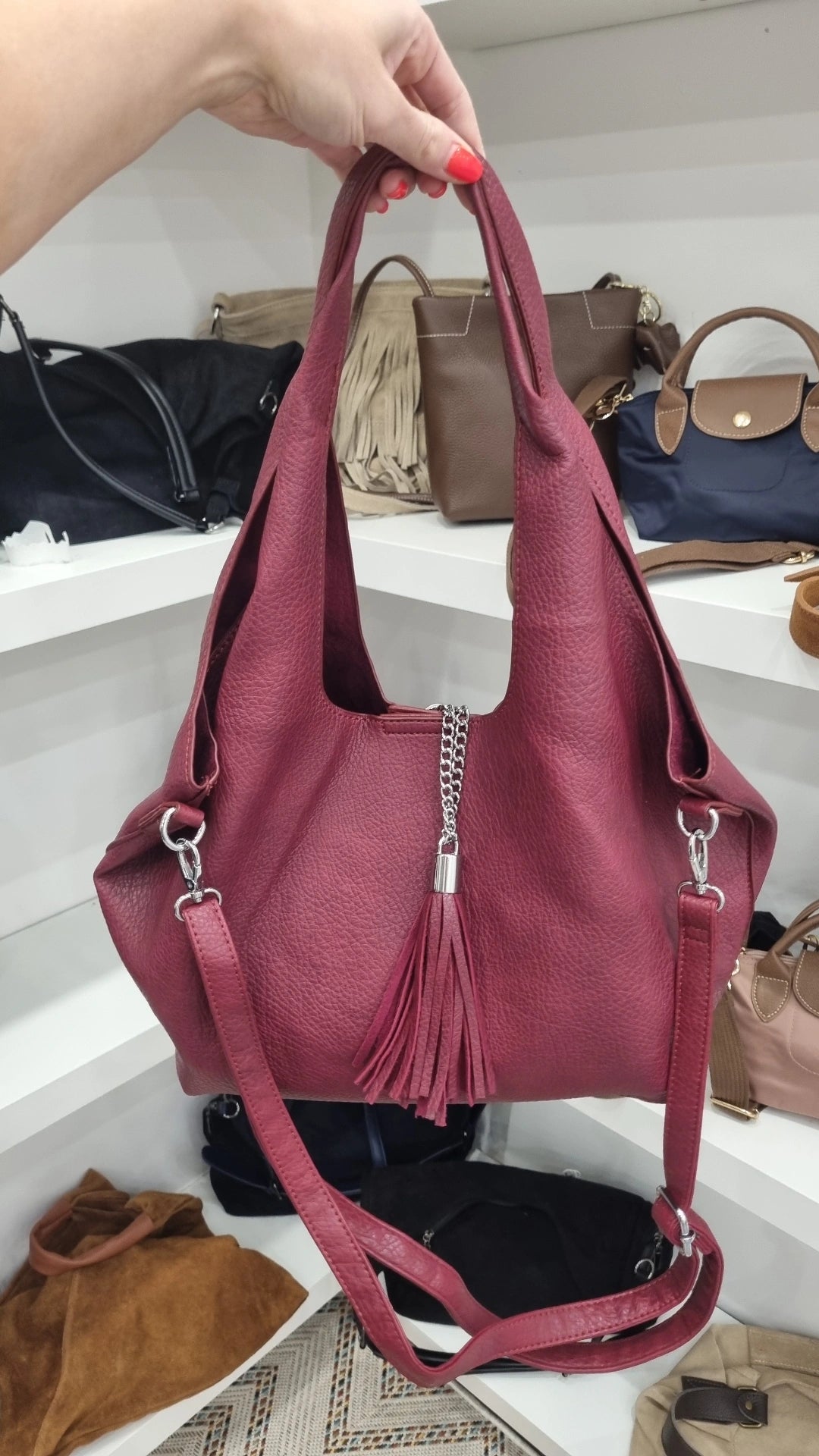 Hobo tassle crossbody bag in burgandy