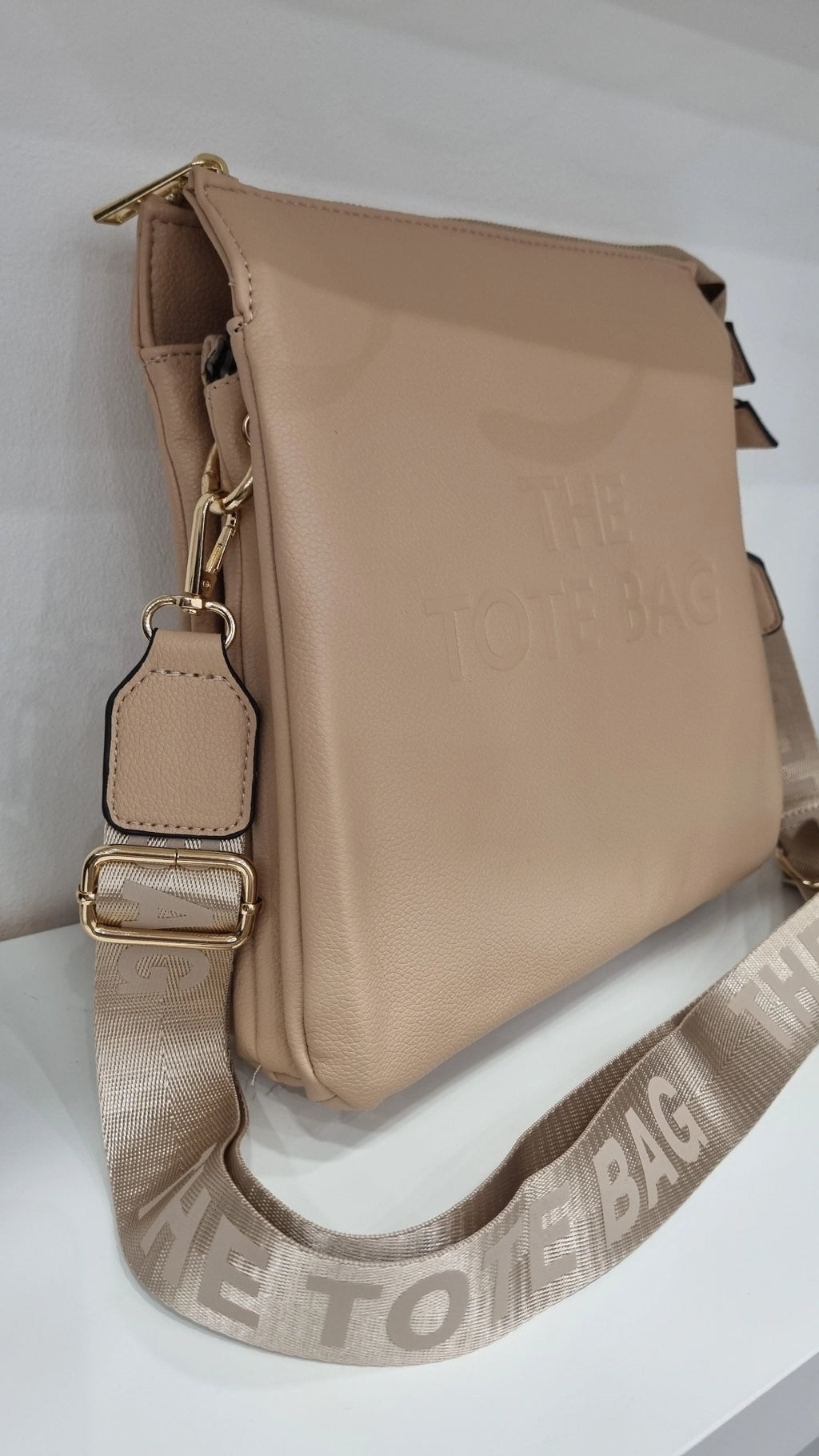 Tote triple compartment messenger bag in beige