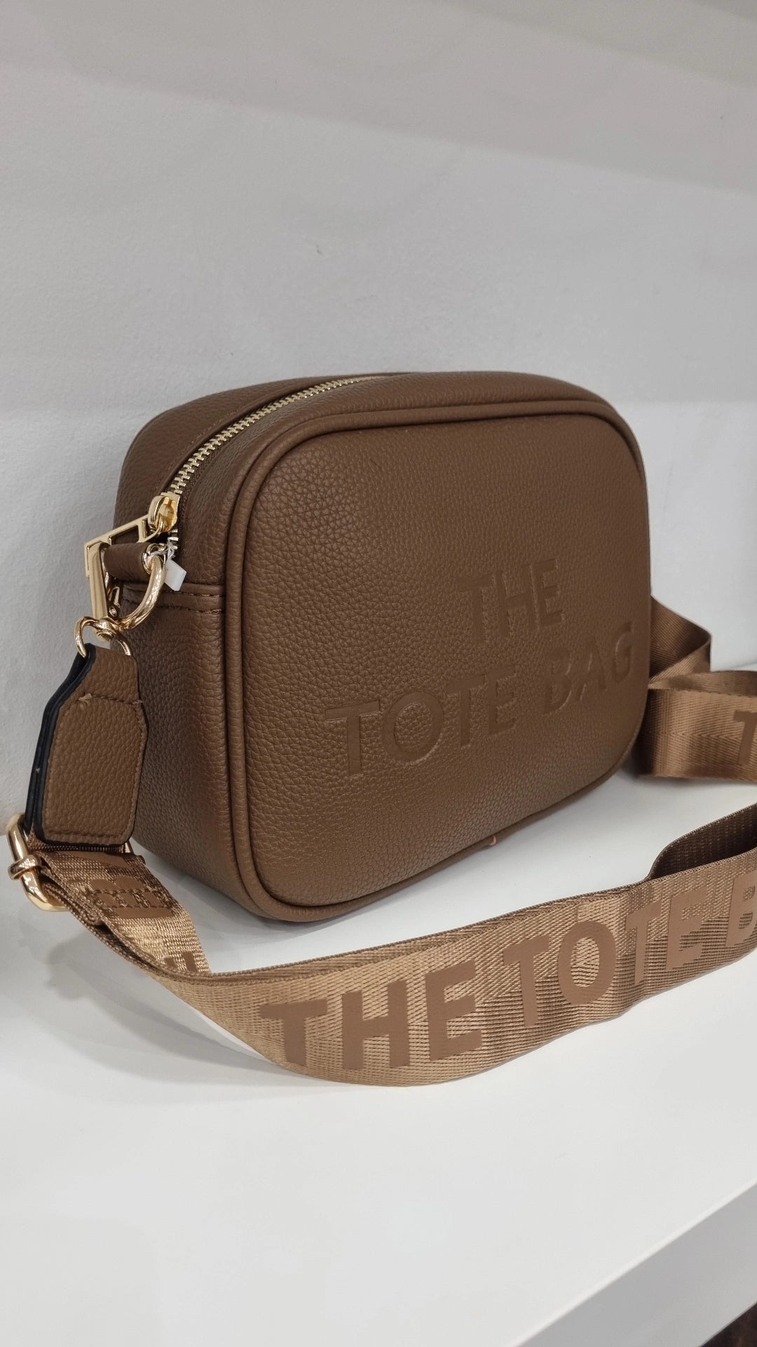 Tote camera bag in beige