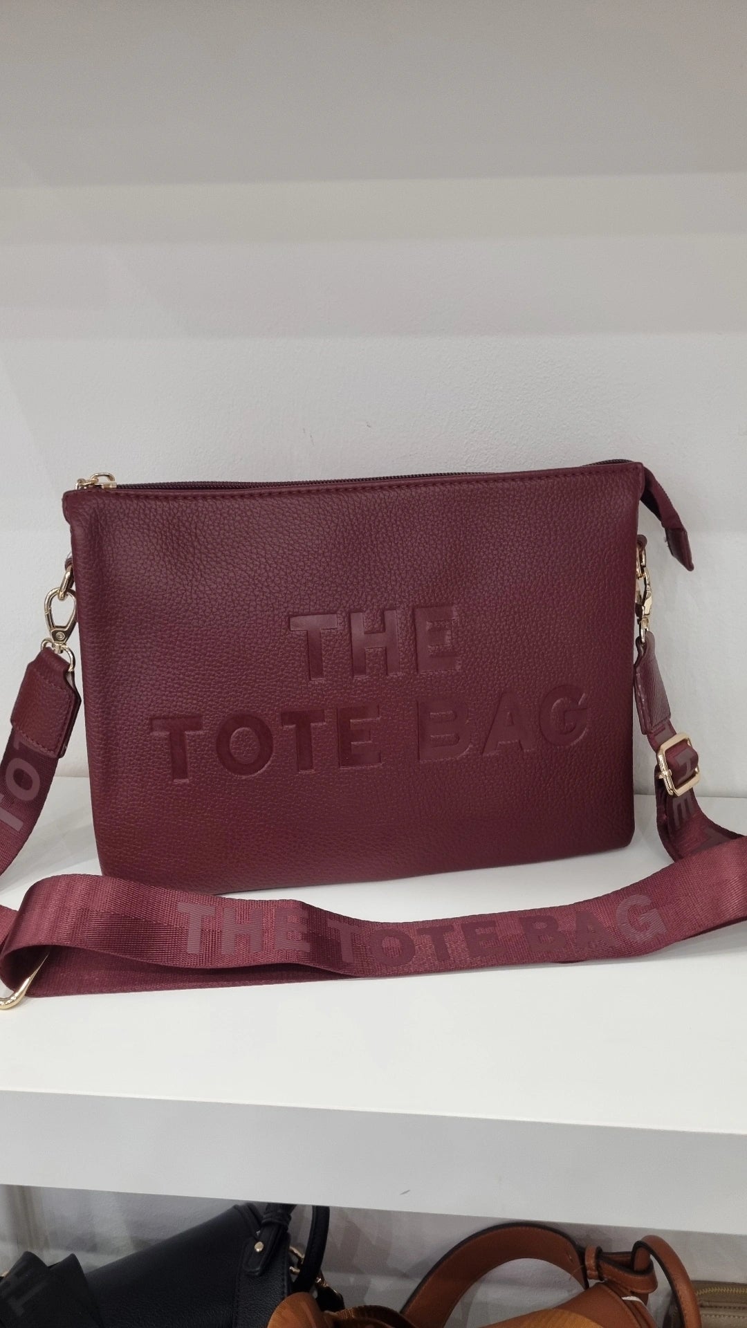 Tote triple compartment crossbody bag in burgandy