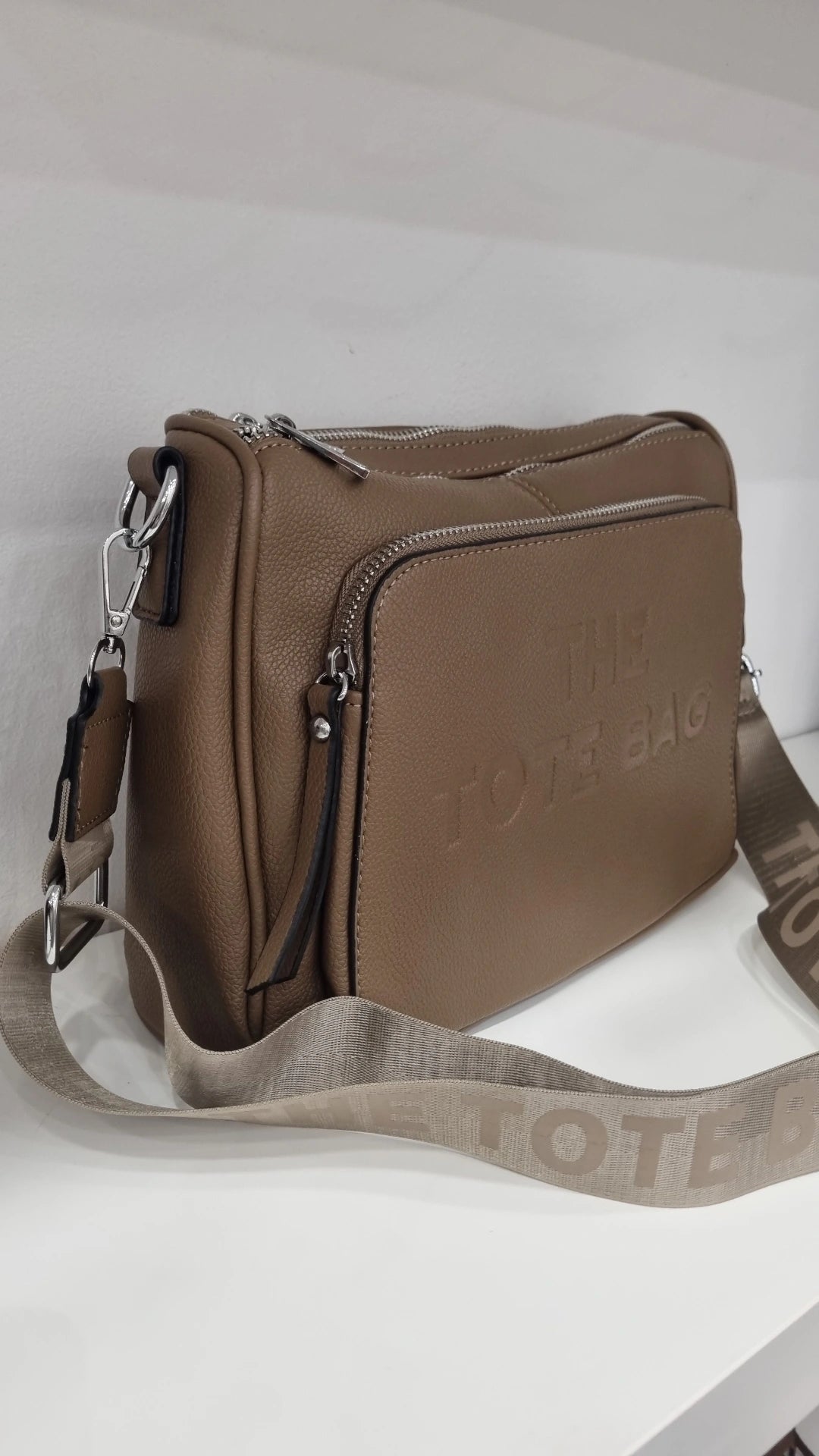 Tote double compartment crossbody bag in taupe