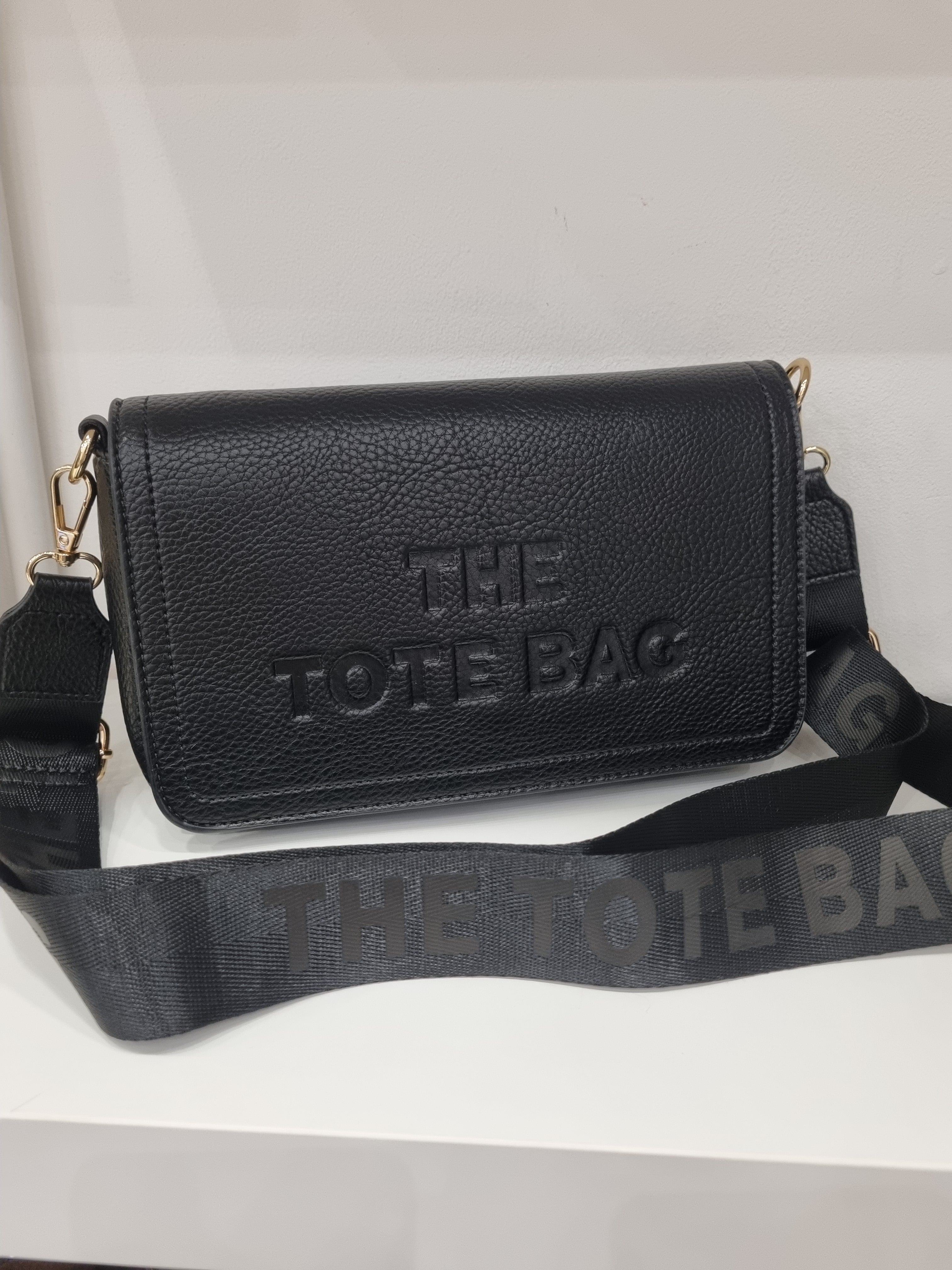 Tote crossbosy bag in black