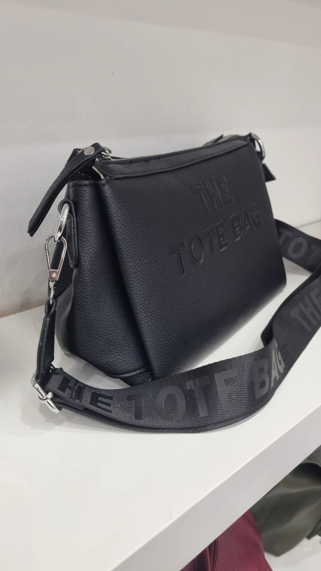 Tote crosbsody bag triple compartment in black