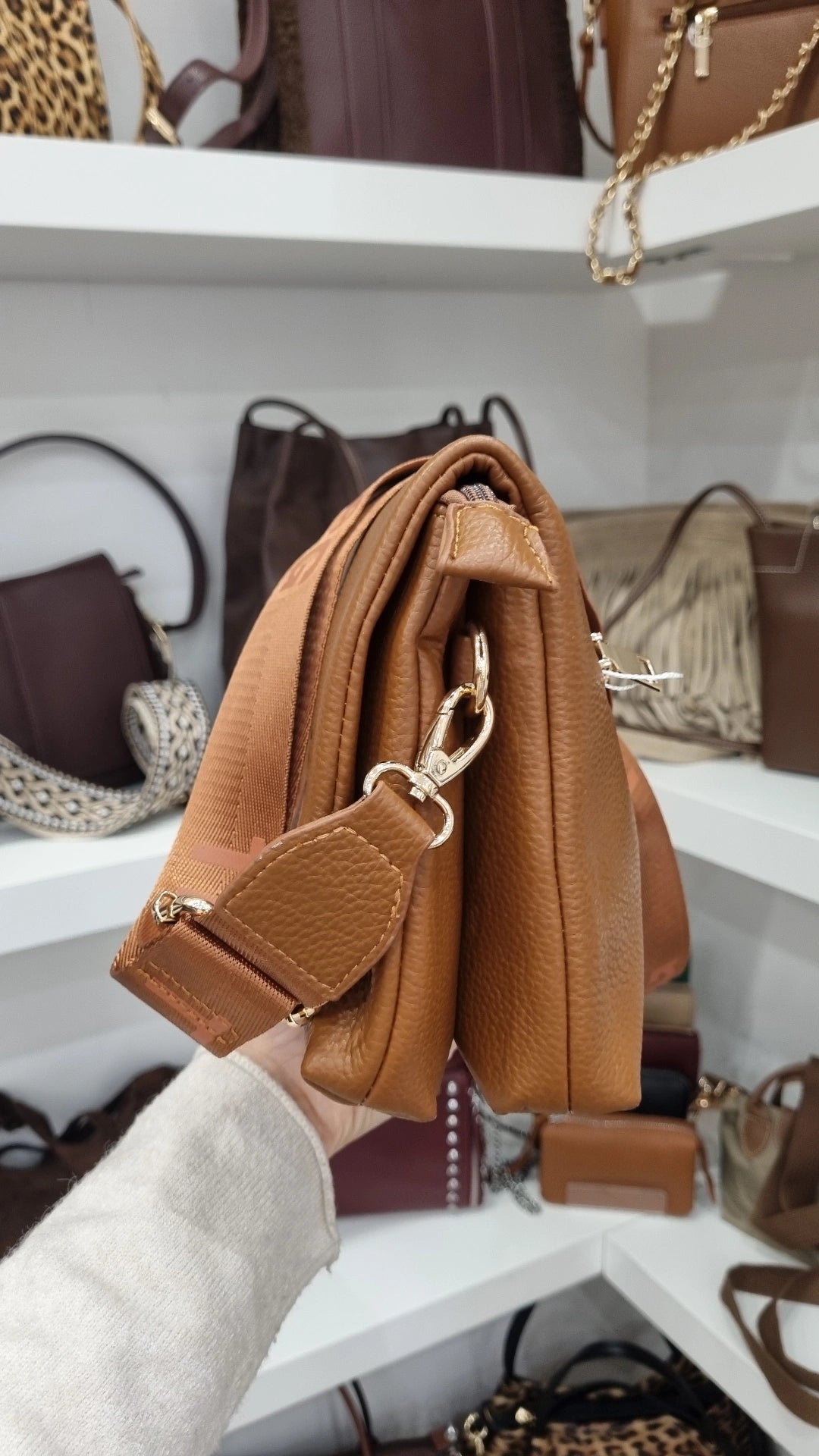 Tote folded crossbody bag in tan