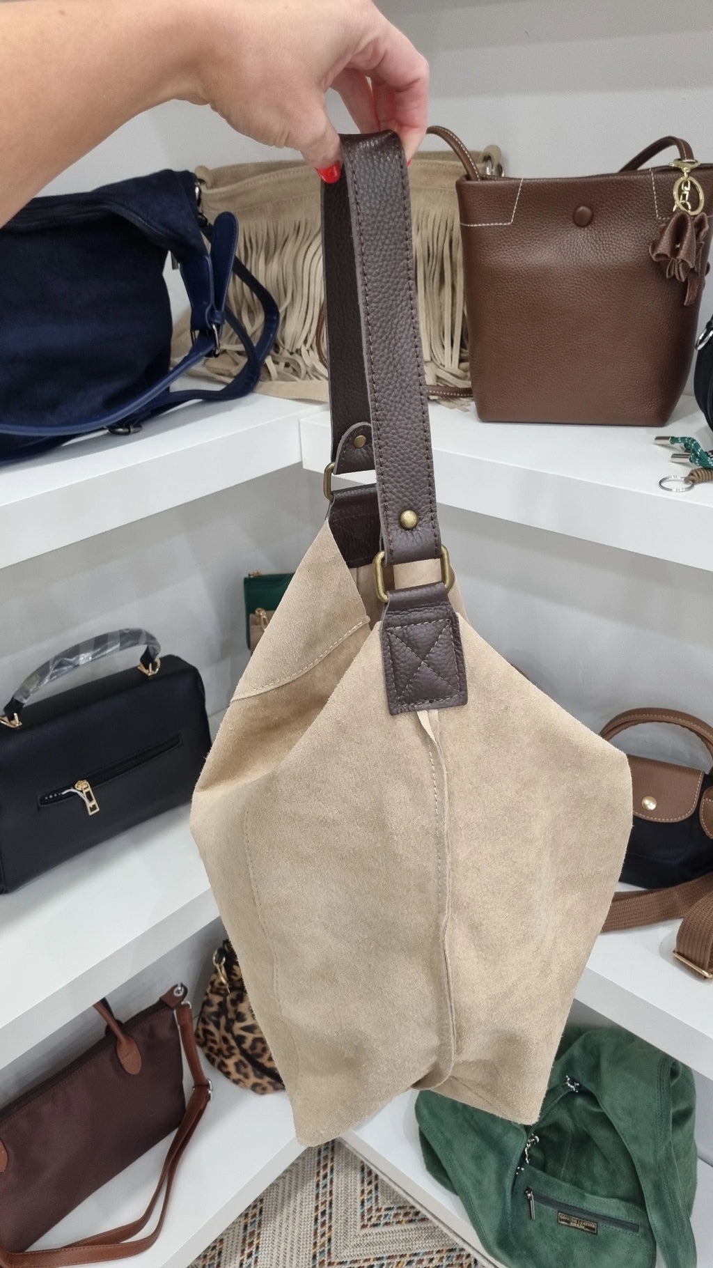 Genuine italian Leather bucket bag in beige