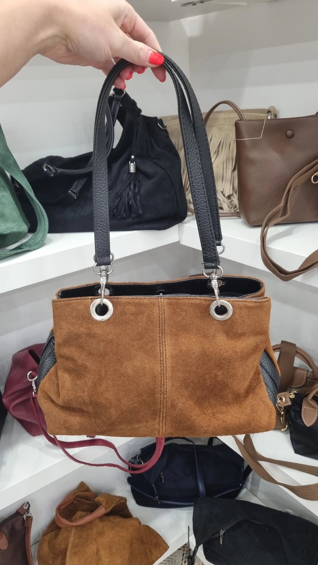 Leather suede shoulder bag in chestnut