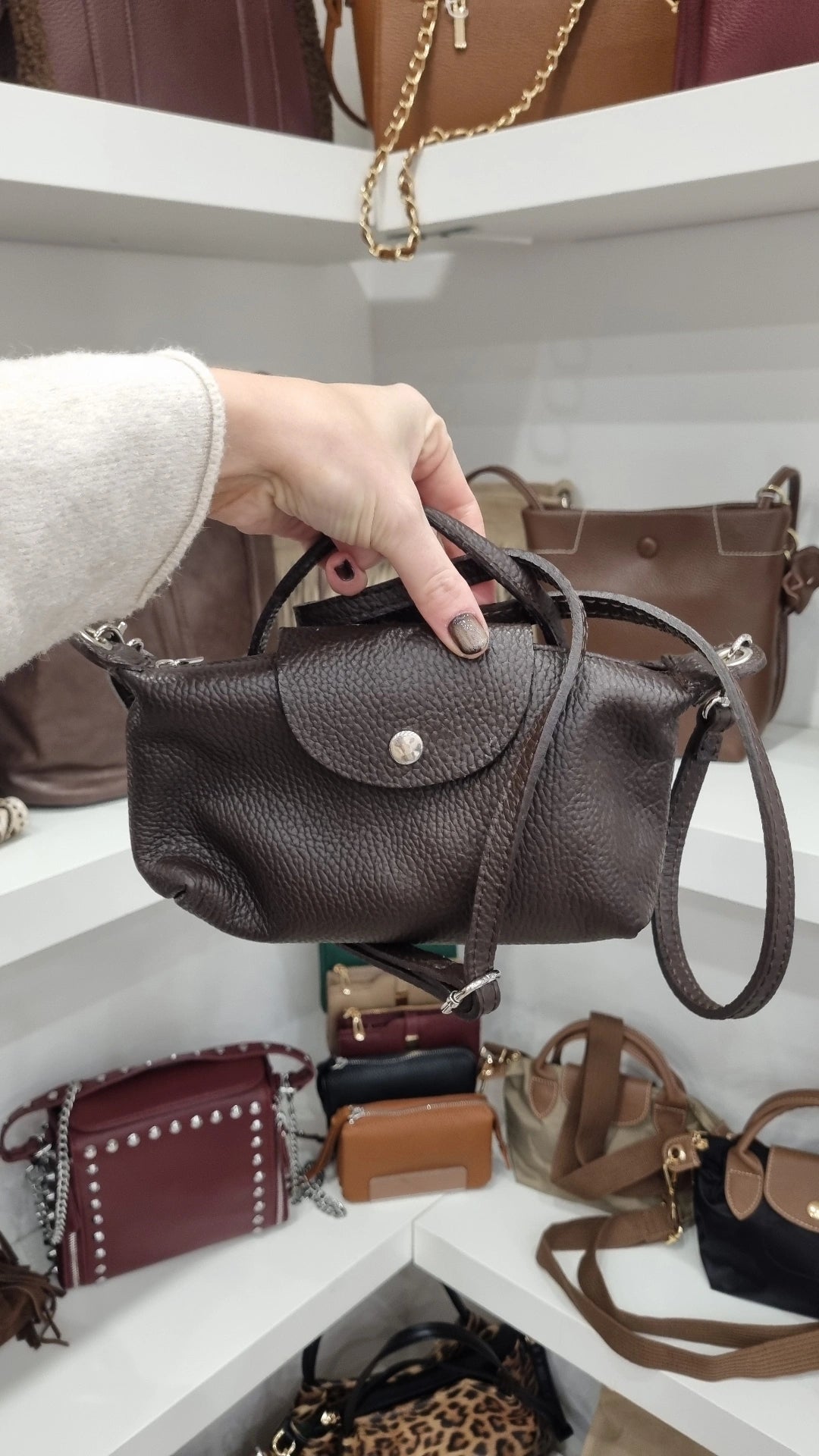 Genuine italian Leather shopper in chocolate brown