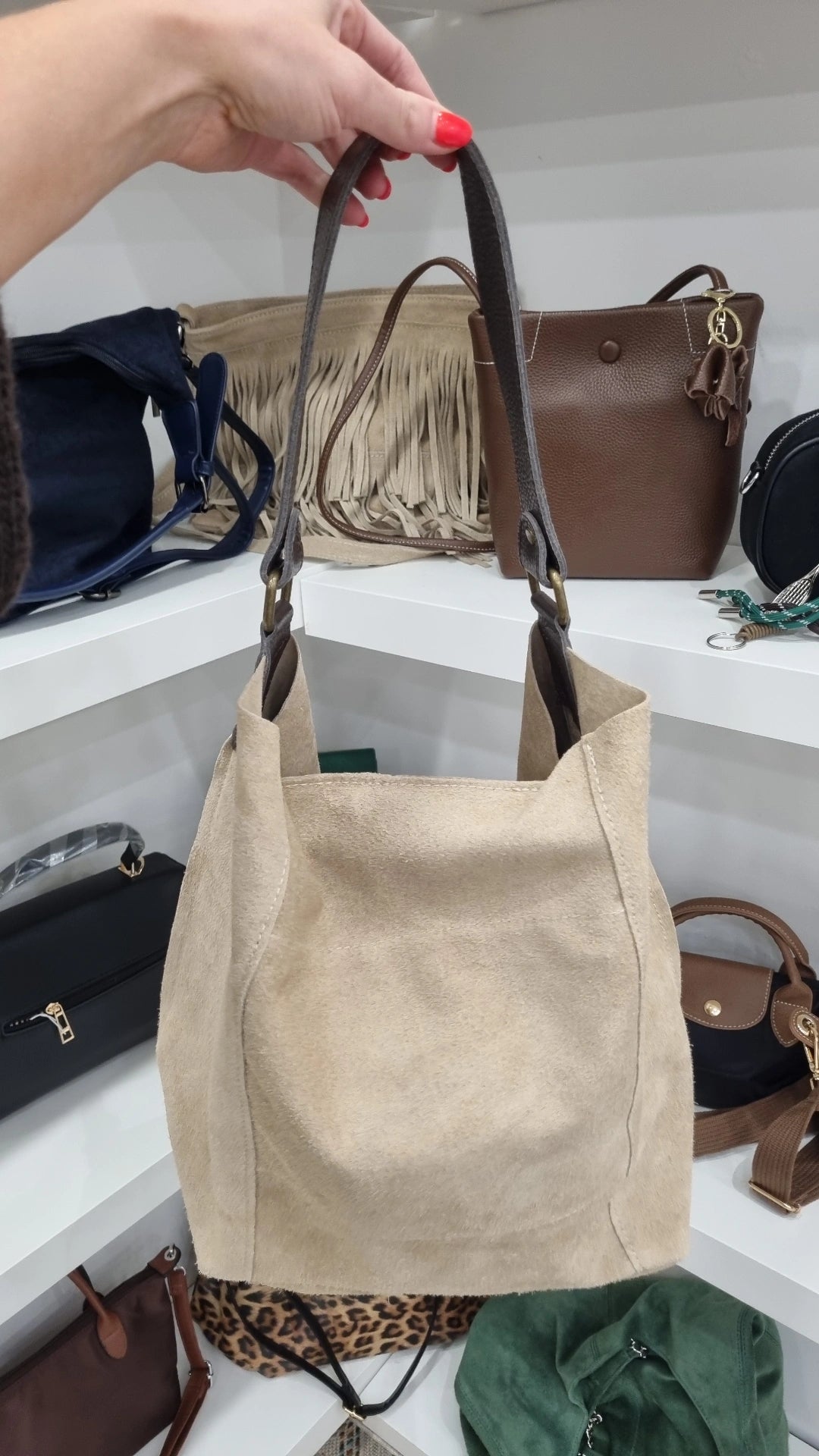 Genuine italian Leather bucket bag in beige