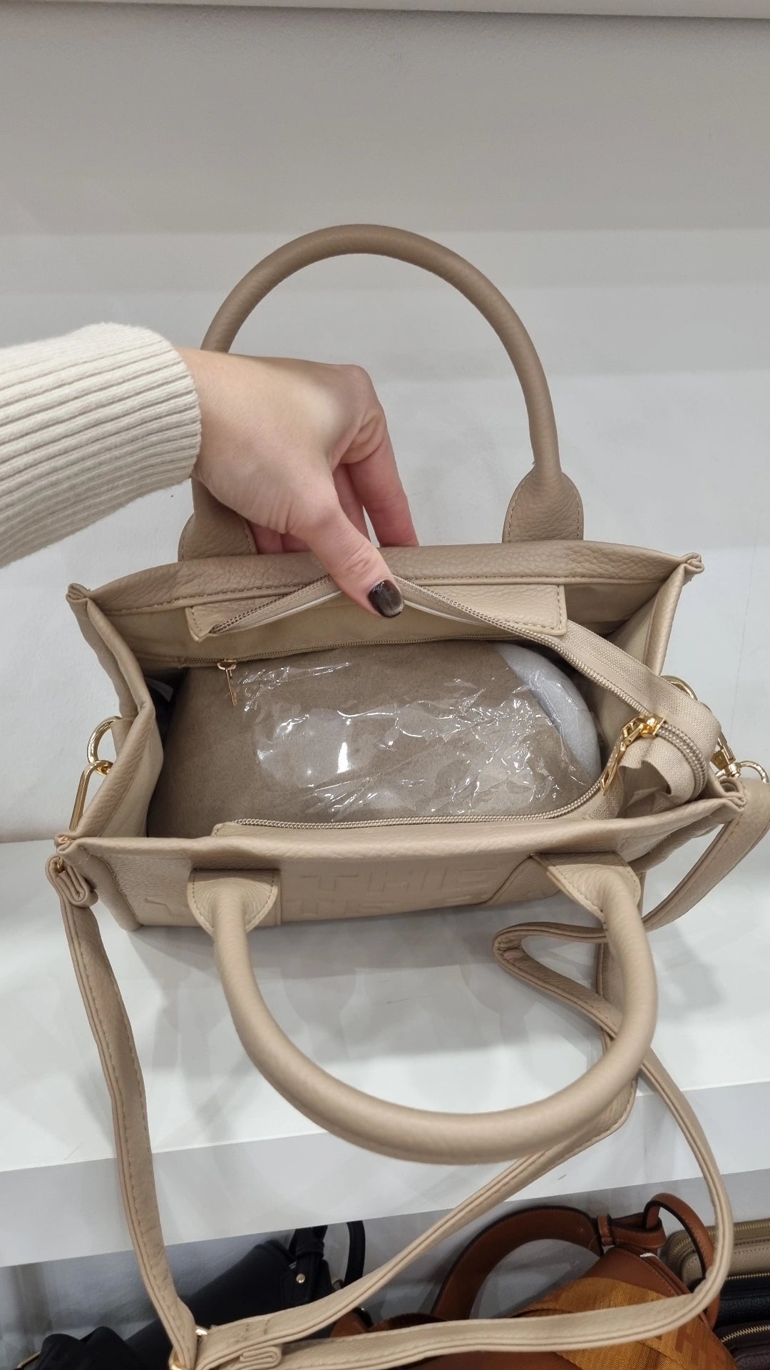 Tote medium size crossbody in beige