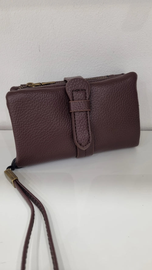 Bifold medium size wristlet purse chocolate brown