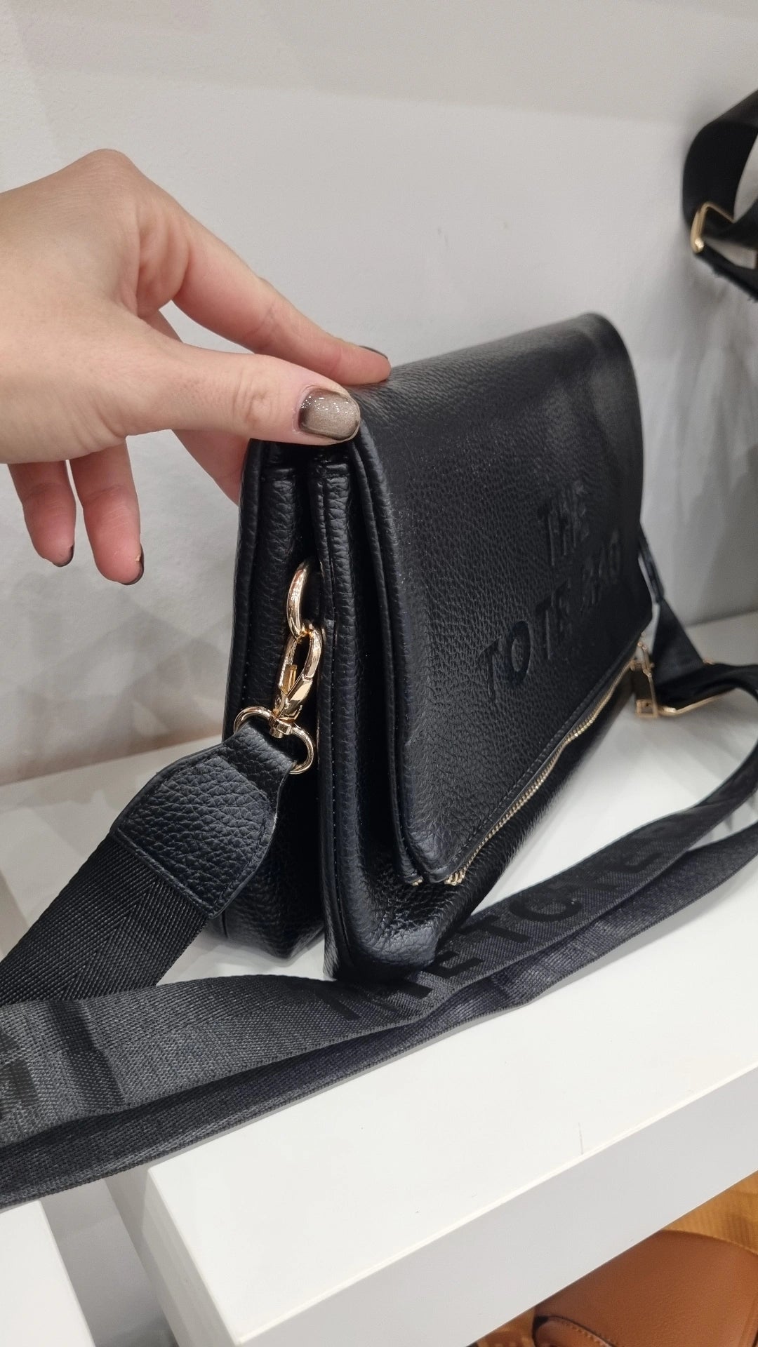 Tote folded crossbody bag in black